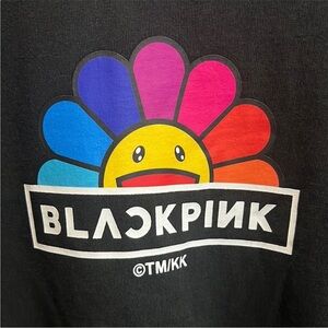 NEW BLACKPINK + Takashi Murakami Rainbow Flower Logo T-Shirt Sz XS
